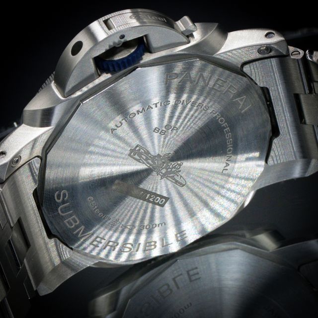 Panerai Submersible QuarantaQuattro PAM01289 Image 4